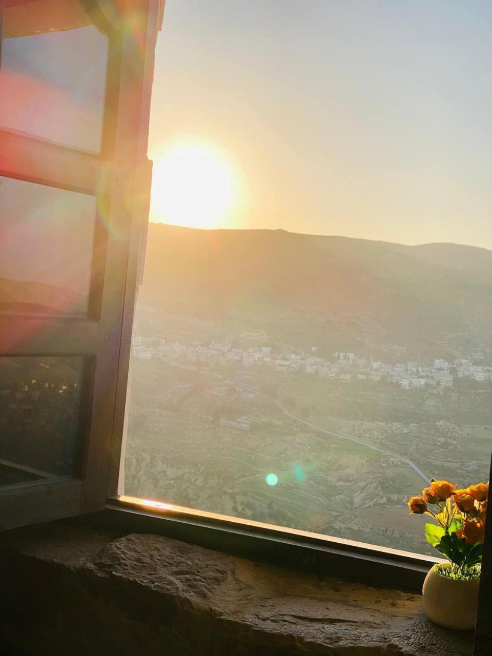 Mountain View House Apartment Karak Exterior foto